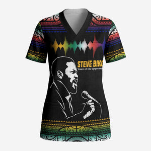 Steve Biko Scrub Top with Microphone Portrait, Black Consciousness Quote and Vibrant Ethnic Wave - African Pride