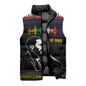 Steve Biko Sleeveless Puffer Jacket with Microphone Portrait, Black Consciousness Quote and Vibrant Ethnic Wave - African Pride