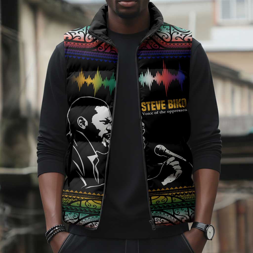 Steve Biko Sleeveless Puffer Jacket with Microphone Portrait, Black Consciousness Quote and Vibrant Ethnic Wave - African Pride