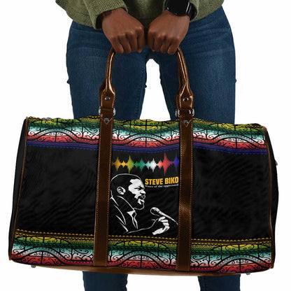 Steve Biko Travel Bag with Microphone Portrait, Black Consciousness Quote and Vibrant Ethnic Wave - African Pride