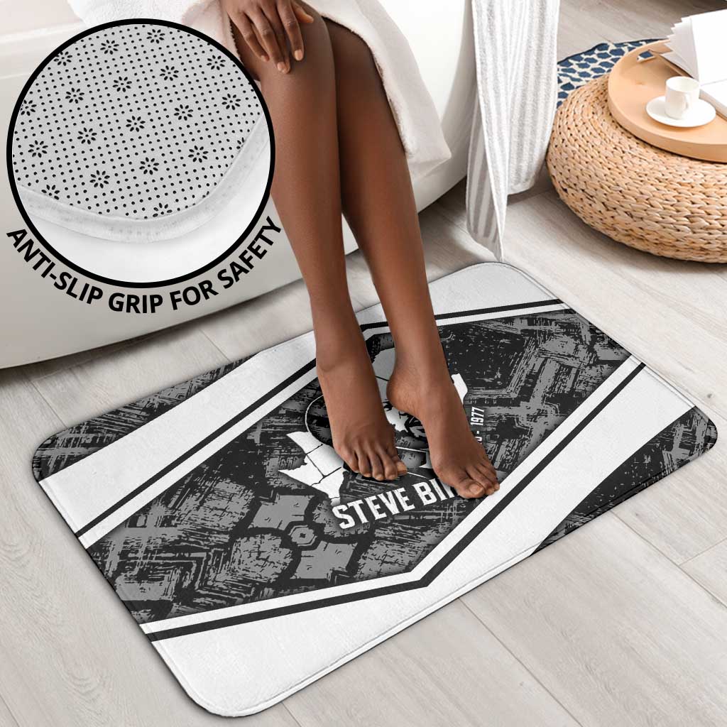 Steve Biko Bathroom Set with Monochrome Portrait, Ideas Do Not Die Quote - African Pride