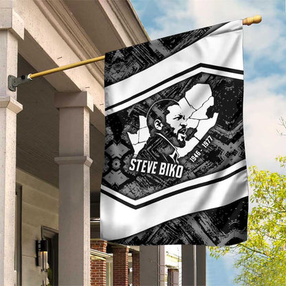 Steve Biko Garden Flag with Monochrome Portrait, Ideas Do Not Die Quote - African Pride