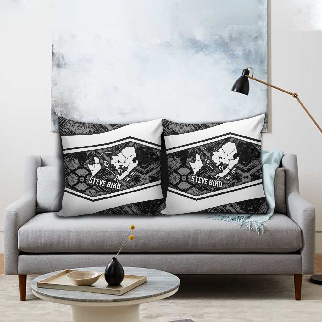 Steve Biko Pillow Cover with Monochrome Portrait, Ideas Do Not Die Quote - African Pride