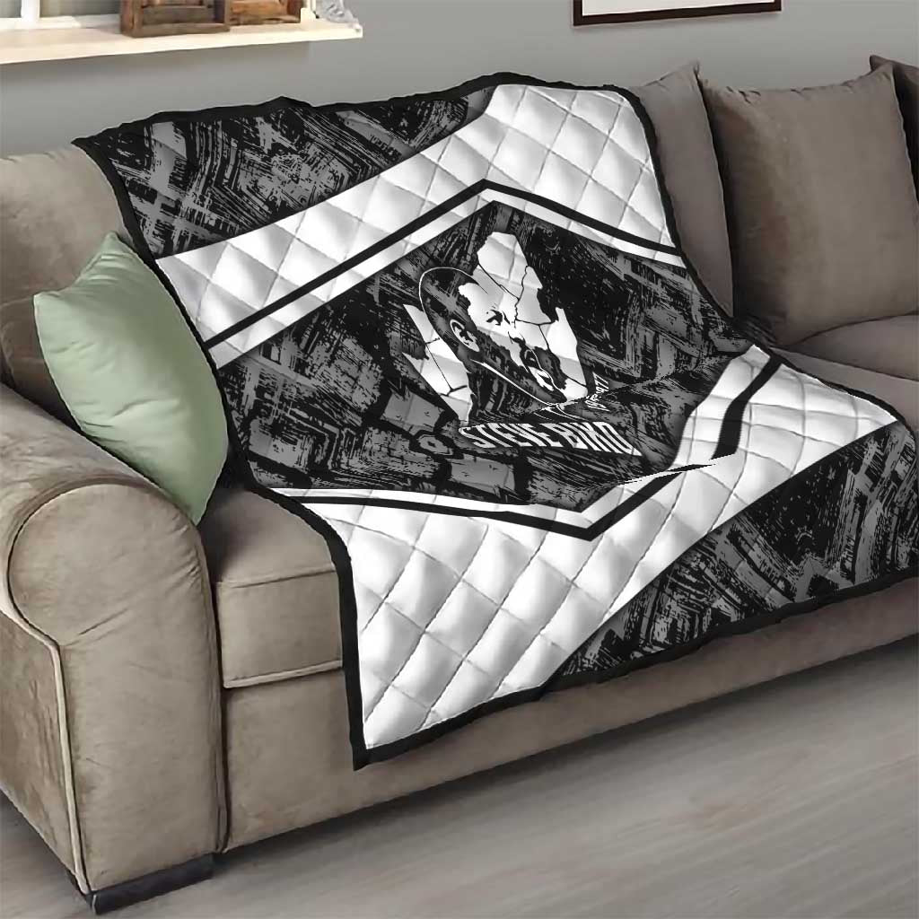 Steve Biko Quilt with Monochrome Portrait, Ideas Do Not Die Quote - African Pride