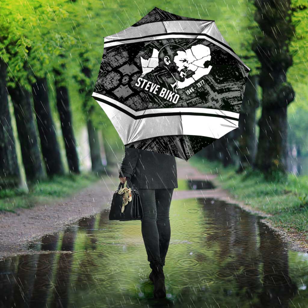 Steve Biko Umbrella with Monochrome Portrait, Ideas Do Not Die Quote - African Pride