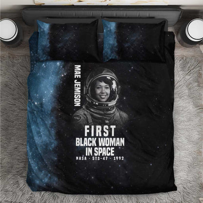 Mae Jemison Bedding Set with NASA Spacesuit Portrait, First Black Woman - African Pride