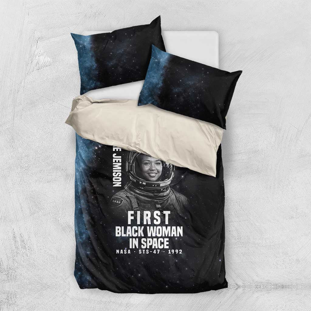 Mae Jemison Bedding Set with NASA Spacesuit Portrait, First Black Woman - African Pride