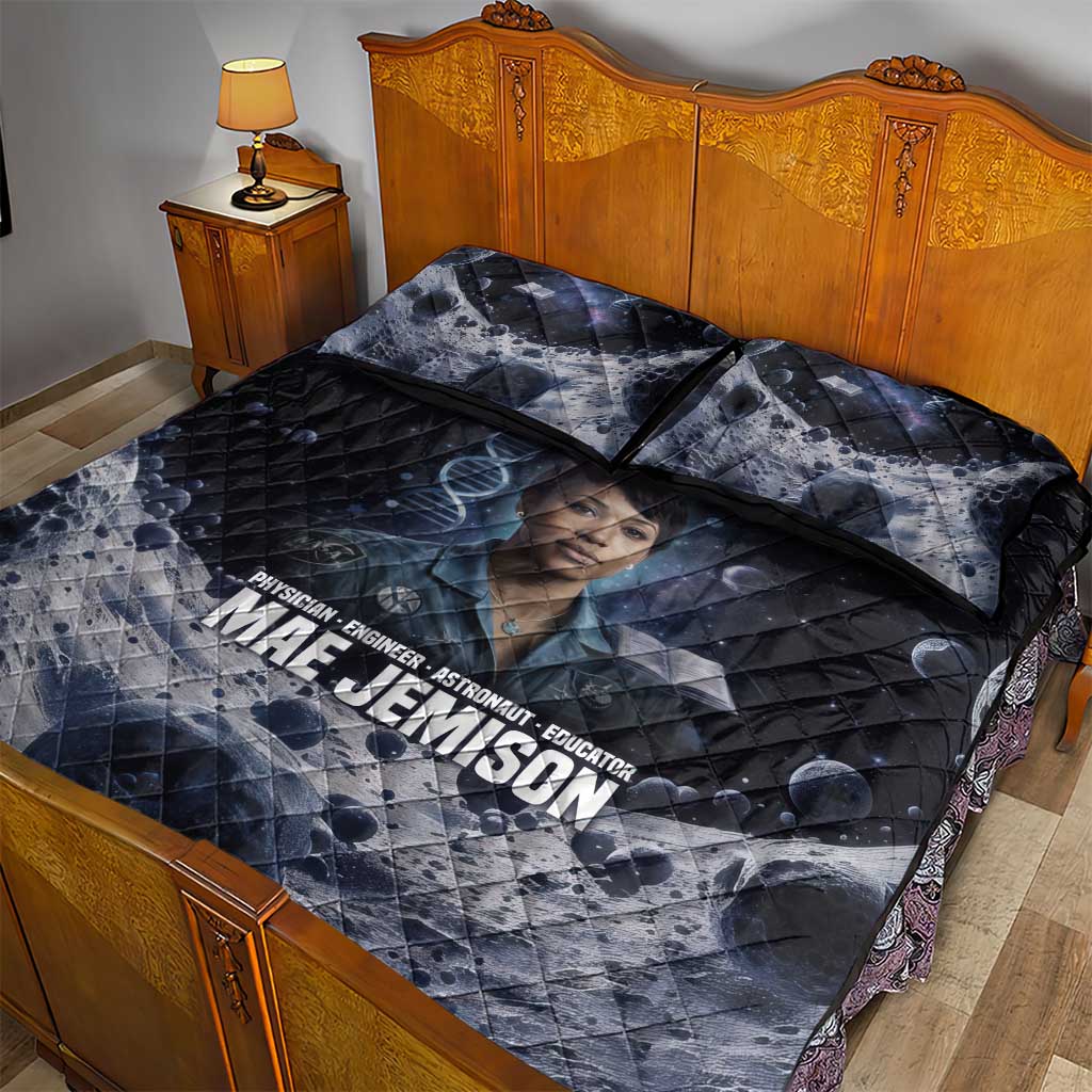 Mae Jemison Quilt Bed Set with Space Portrait Design, Science Has No Boundaries Quote and DNA Book Elements - African Pride