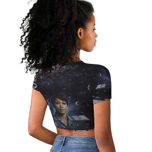 Mae Jemison Raglan Cropped T shirt with Space Portrait Design, Science Has No Boundaries Quote and DNA Book Elements - African Pride