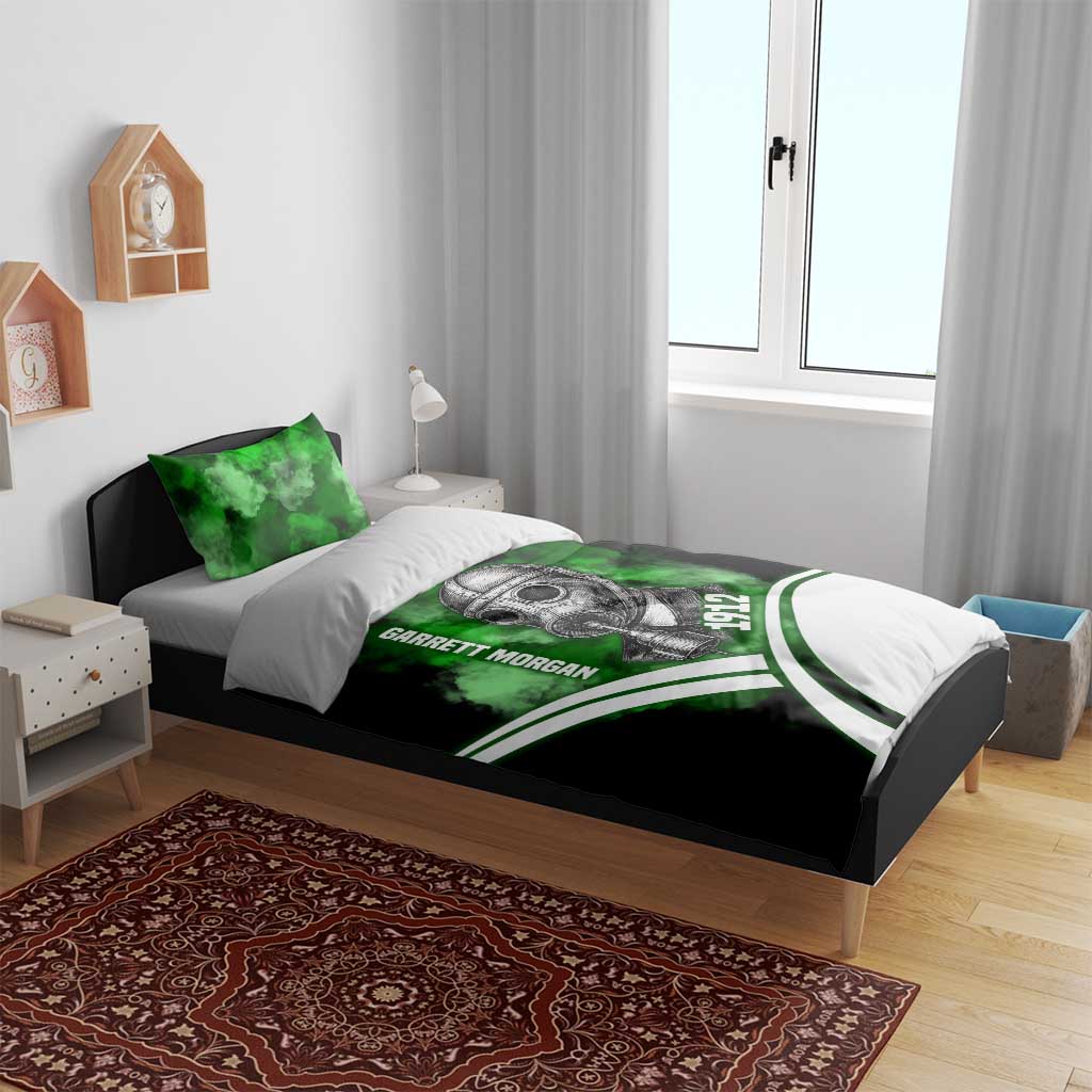 Garrett Morgan Bedding Set with Gas Mask Invention Illustration, Inventing to Save Lives Quote - African Pride