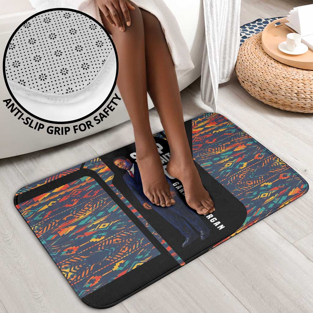 Garrett Morgan Bathroom Set with Full Body Portrait, Stop Wait Go Quote, Traffic Light Design - African Pride