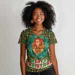 Kenya Christmas Women V-Neck T-Shirt Santa Feast Scene and Festive Wreath Pattern - African Pride