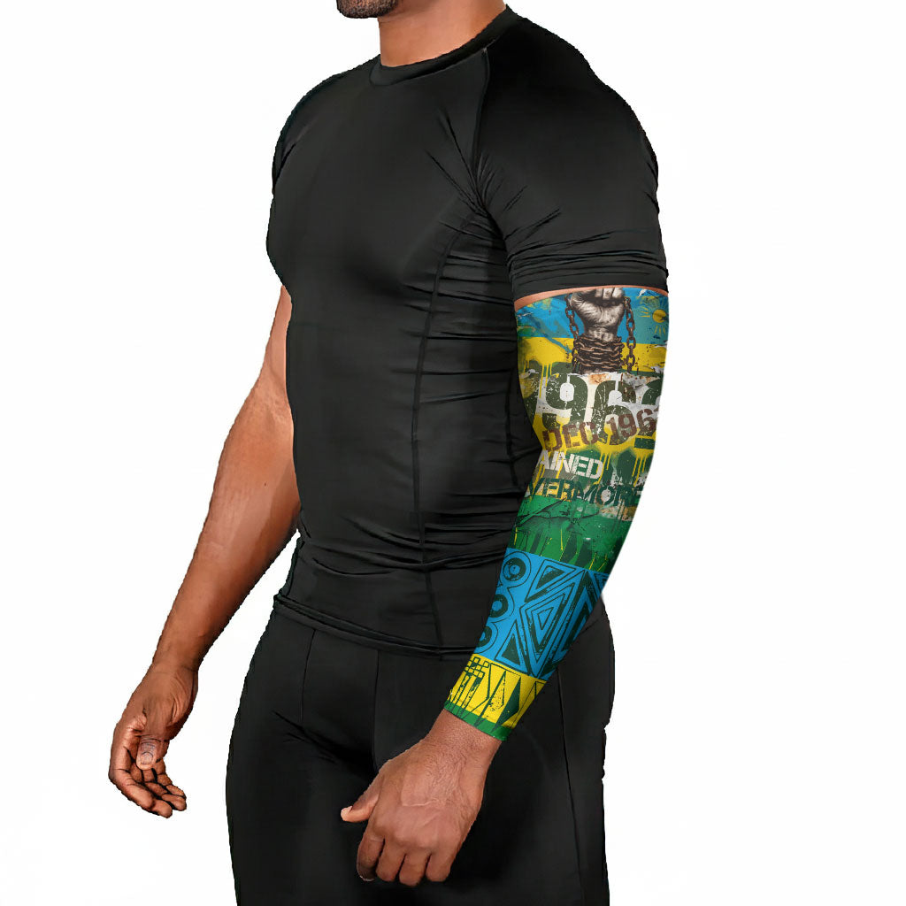 Rwanda Independence Day Arm Sleeves Distressed Grunge Flag Design - Broken Chains And 1962 Graphic