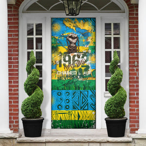 Rwanda Independence Day Door Cover Distressed Grunge Flag Design - Broken Chains And 1962 Graphic