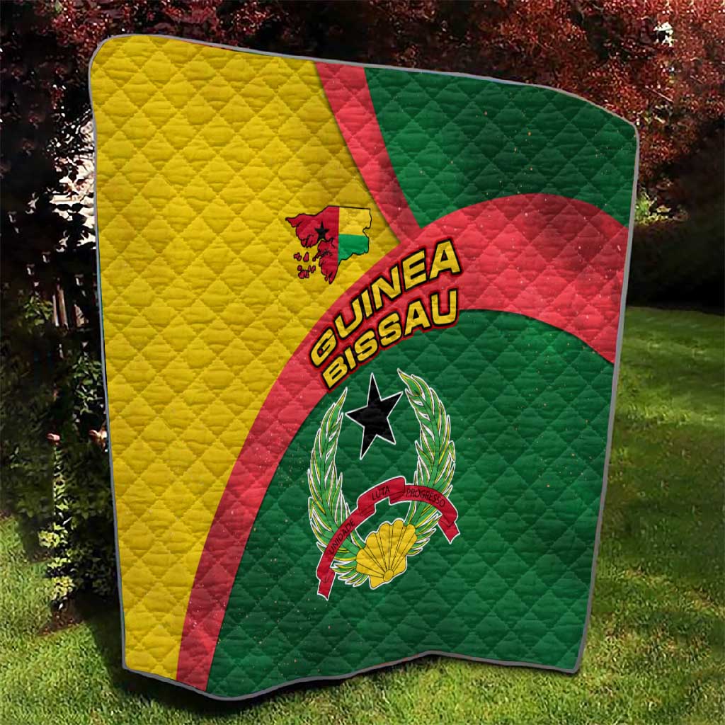 Guinea Bissau Quilt Green Yellow Red Swirl - African Pride