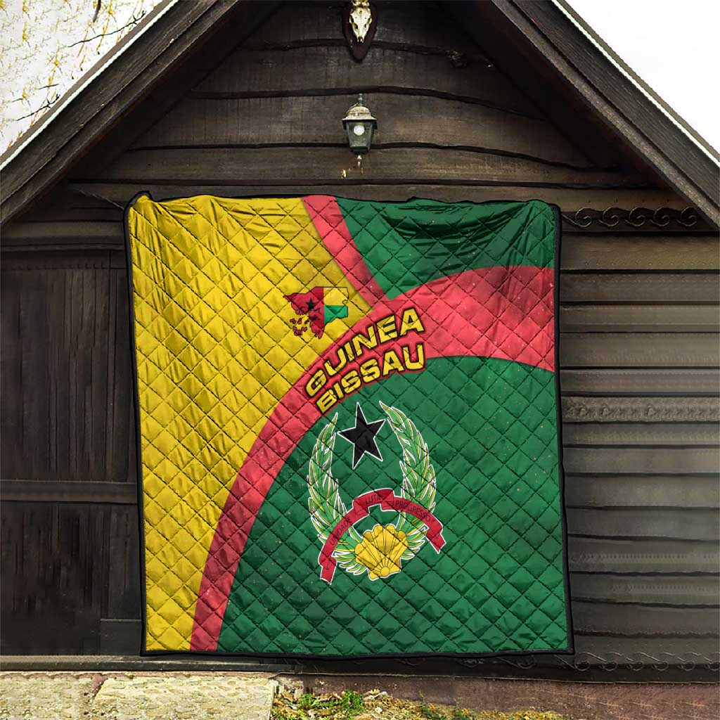 Guinea Bissau Quilt Green Yellow Red Swirl - African Pride