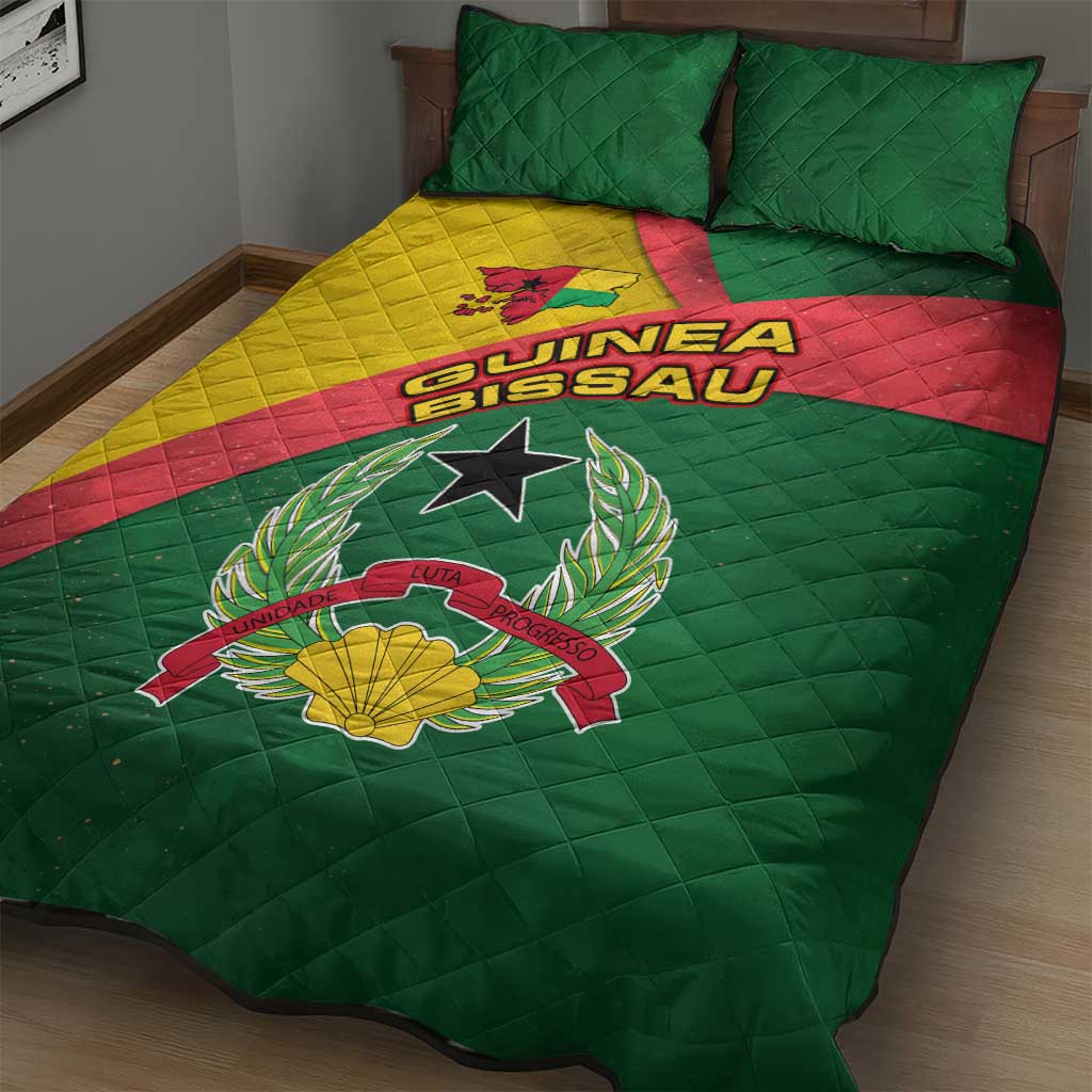 Guinea Bissau Quilt Bed Set Green Yellow Red Swirl - African Pride