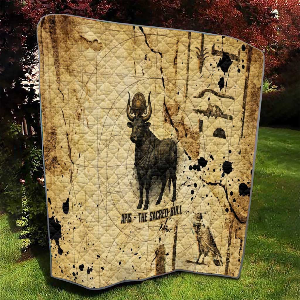 Apis Quilt Ancient Egyptian Papyrus Map, Egyptian Crown Bull Illustration - African Pride