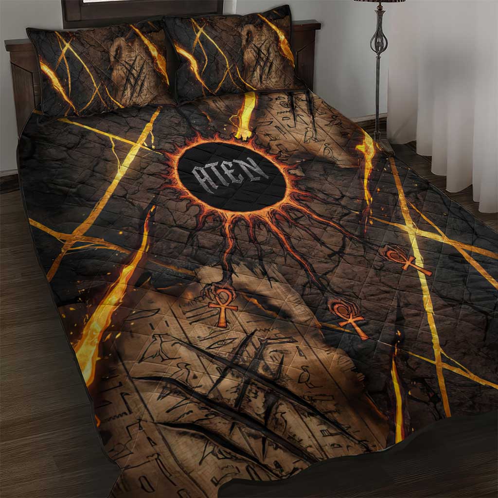 Aten Quilt Bed Set Ancient Egyptian Cracked Stone Hieroglyph, Solar Eclipse Emblem, and Radiant Sunburst - African Pride