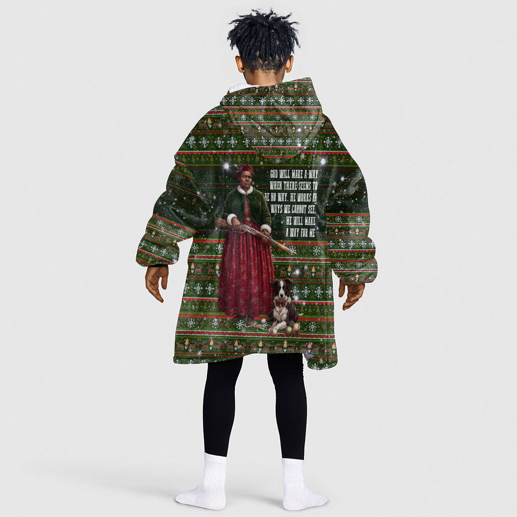 Stagecoach Mary Fields Christmas Kid Wearable Blanket Hoodie Old West Pioneer Vintage Holiday Art